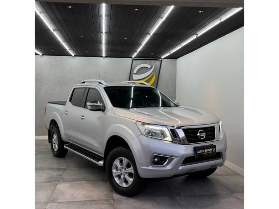 NISSAN FRONTIER 2.3 16V TURBO DIESEL LE CD 4X4 AUTOMÁTICO NISSAN FRONTIER 2.3 16V TURBO DIESEL LE CD 4X4 AUTOMÁTICO